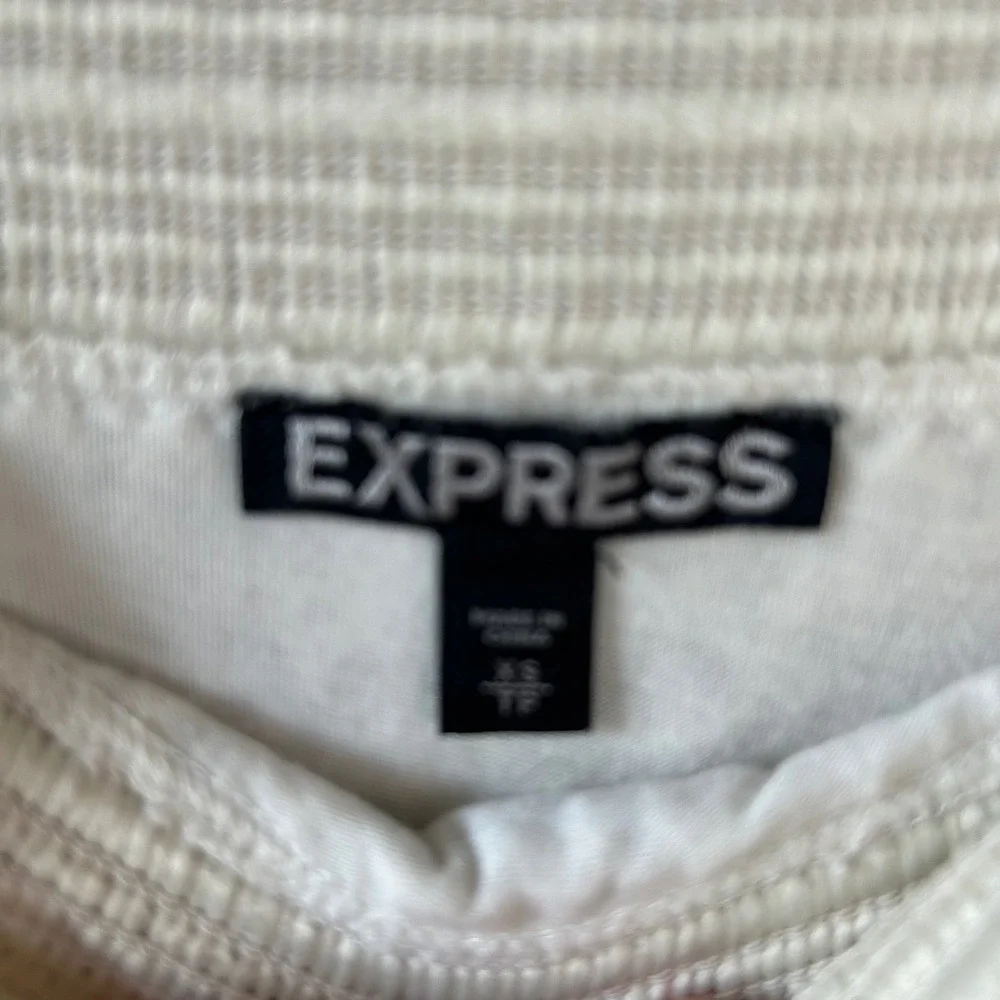 Express Womens White Crochet Lace Mini‎ Skirt Tiered Floral Eyelet Boho Size XS